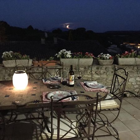 Gite Belle Vue Bed and Breakfast Visan Exterior foto