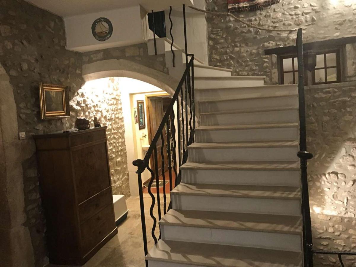 Gite Belle Vue Bed and Breakfast Visan Exterior foto