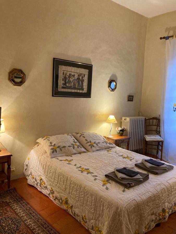 Gite Belle Vue Bed and Breakfast Visan Exterior foto