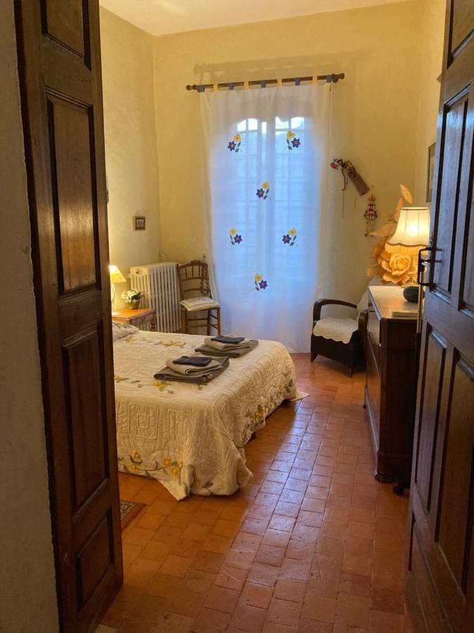 Gite Belle Vue Bed and Breakfast Visan Exterior foto